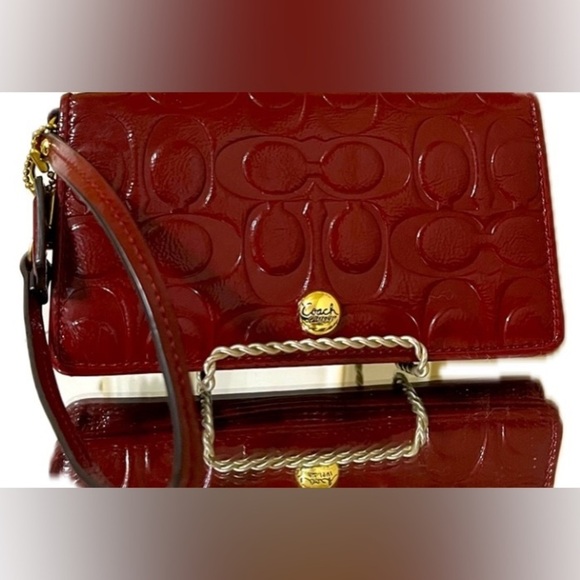 Coach Peyton Signature Embossed Patent Leather Wristlet Wallet Merlot Red - Picture 1 of 10